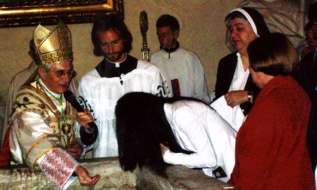 Veglia Pasquale: il battesimo di 7 catecumeni