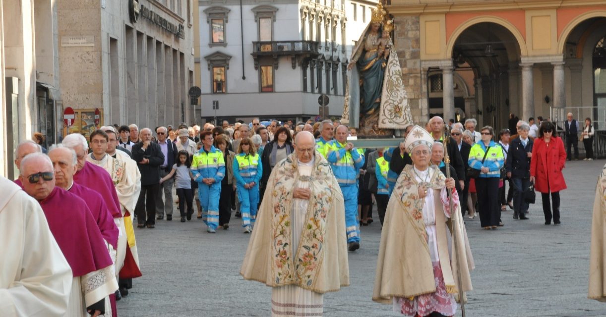 Madonna del Popolo: processione per le vie del centro