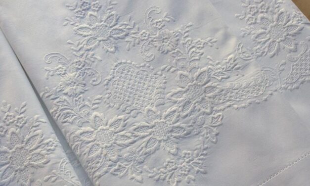 “IL BIANCO DELLA NONNA”: MERCATO SOLIDALE IN CARITAS