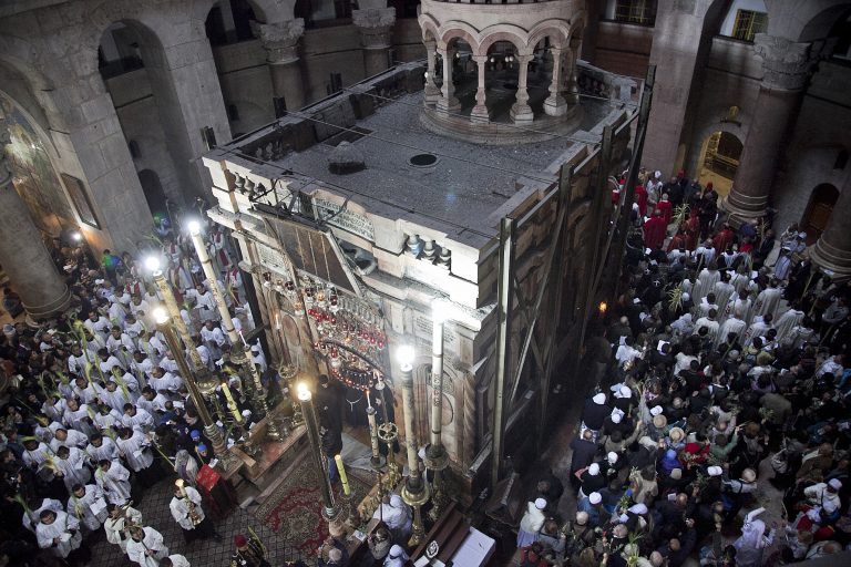 CHIESE ORIENTALI: COLLETTA DEL VENERDI’ SANTO