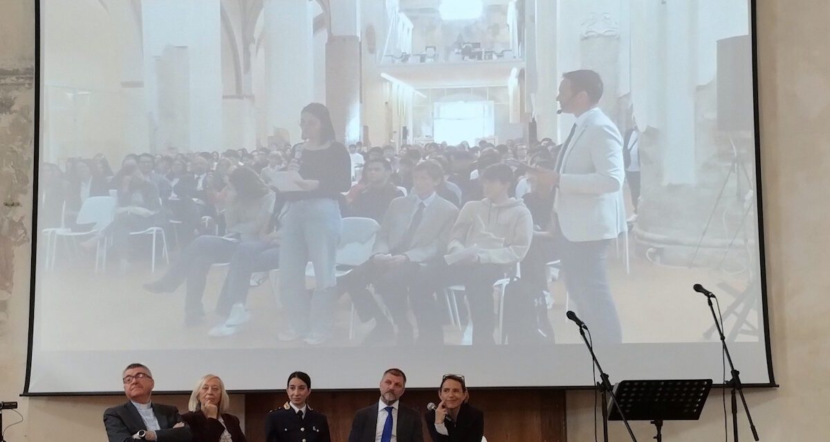 “IMMAGINI SPEZZATE”: IMMAGINI DELL’EVENTO CONCLUSIVO