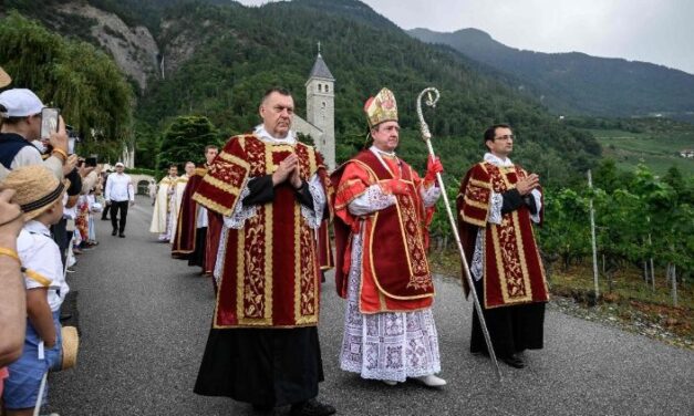 FRATERNITA’ SACERDOTALE SAN PIO X: NOTA ESPLICATIVA